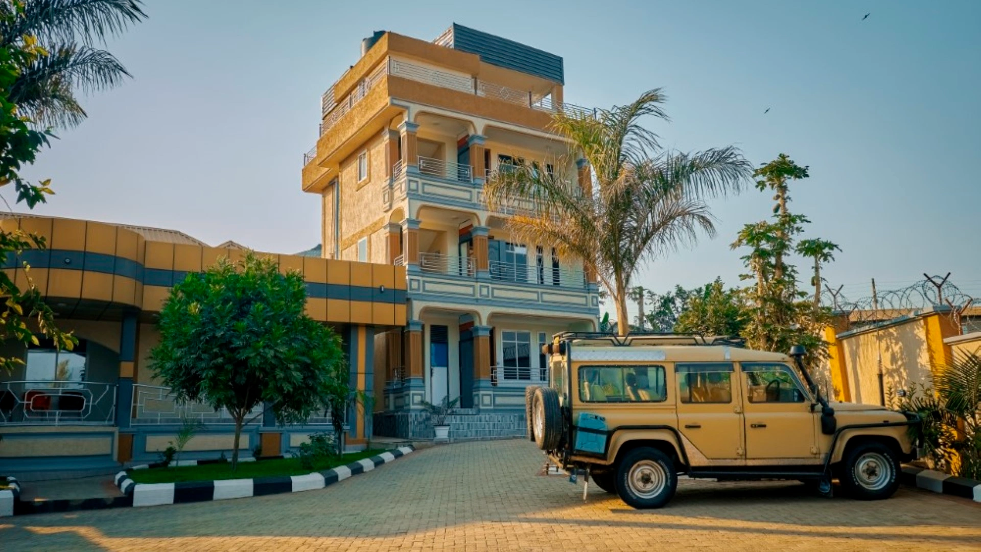 Cityscape & Retreat Hotel